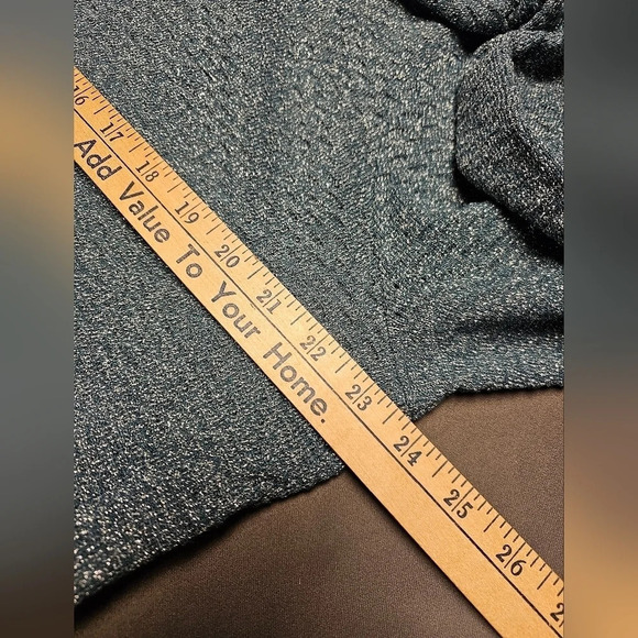 Cato Sweater with Silver Sparkles sz 18/20 - Picture 11 of 11